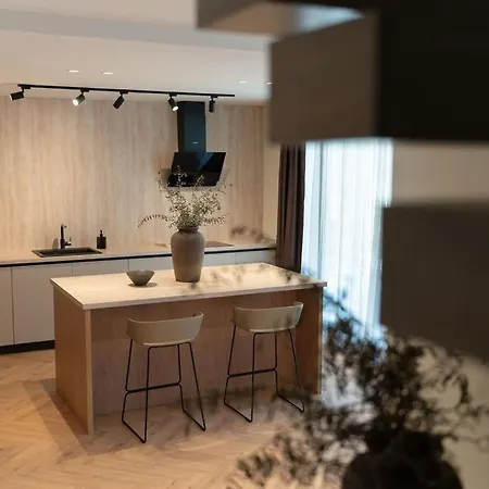 B-bunica Retreat Villa