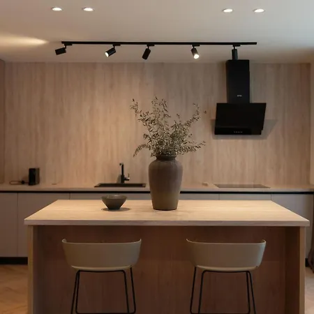 B-bunica Retreat Villa *