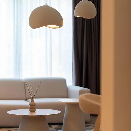 B-bunica Retreat Villa