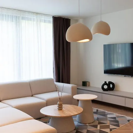 Villa B-bunica Retreat