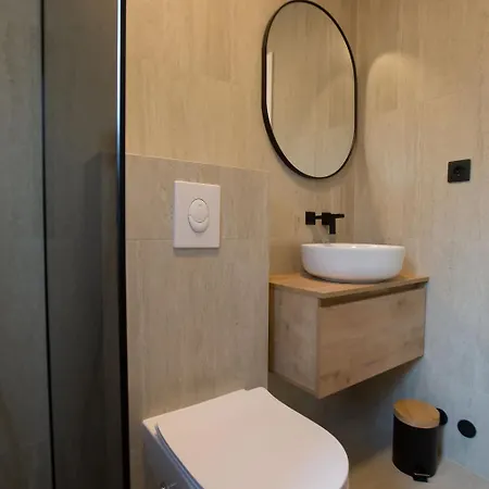 Villa B-bunica Retreat Malo Polje