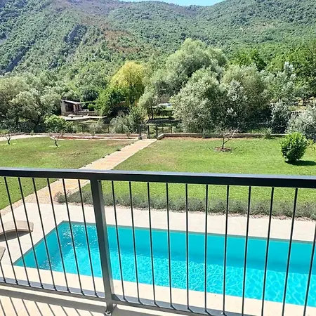 B-bunica Retreat * Malo Polje